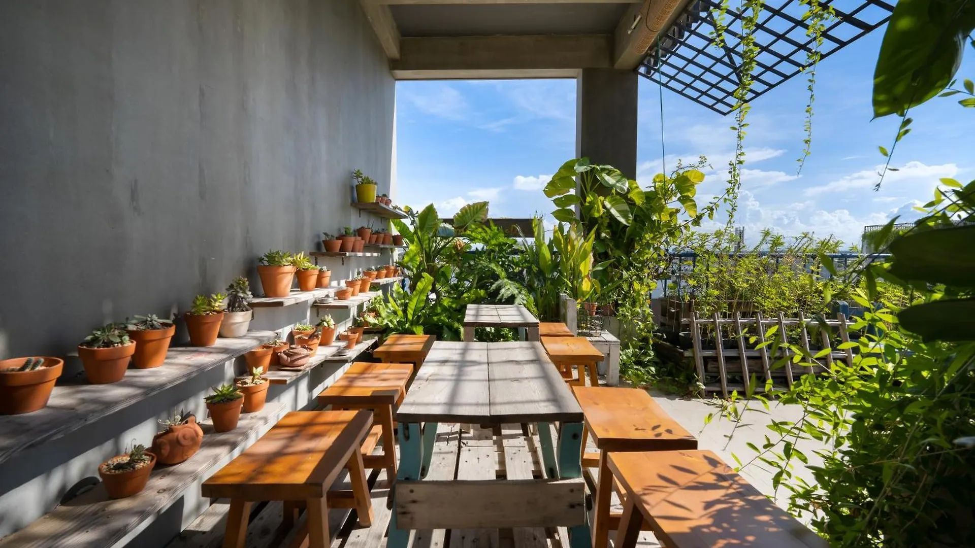 La Maison Des Delices Da Nang 0*,  Vietnam
